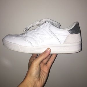 New Balance Tennis Shoes